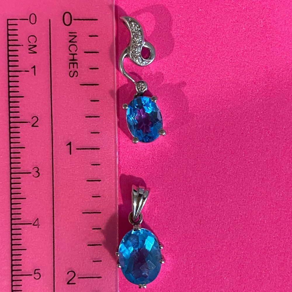 Elegant Blue Topaz 3 Earrings 2 Pendants and 1 Amethyst Pendant Gemstone Jewelry - Picture 4 of 14